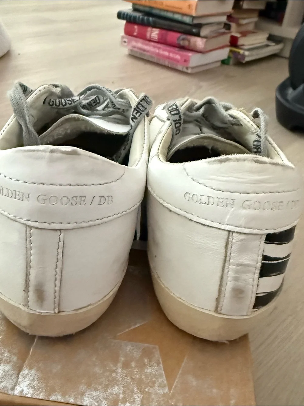 Golden Goose Super-Star Sneakers White Flag EU 35 | NEW IN BOX